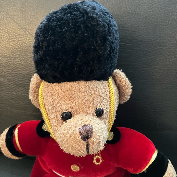 Keel Toys 2003 Stuffed Bear British Royal Guard  in Red Uniform & Hat 8.5" Tall - Picture 3 of 6